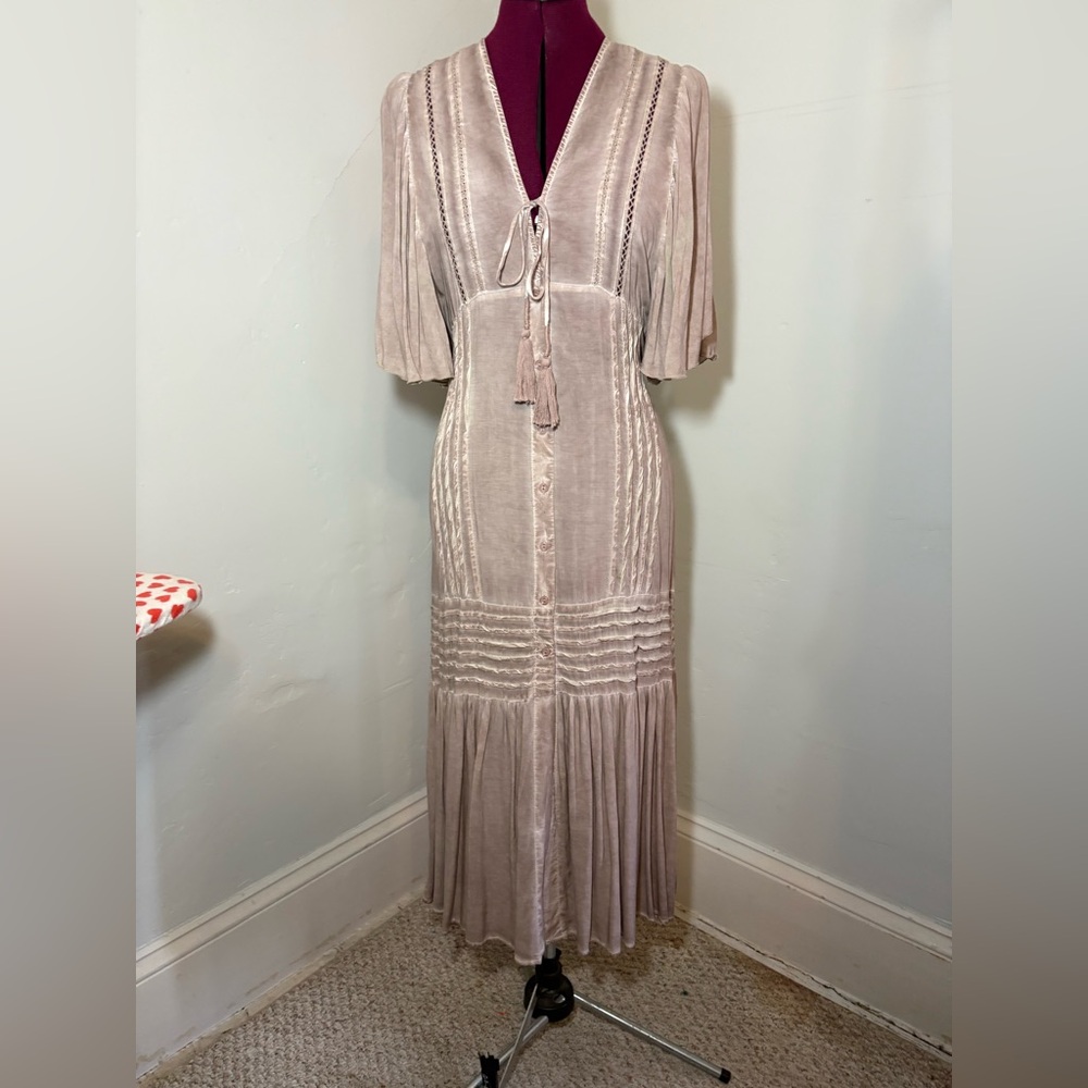 Floaty dusty rose fairy dress Great Depression chic day evening cottage small